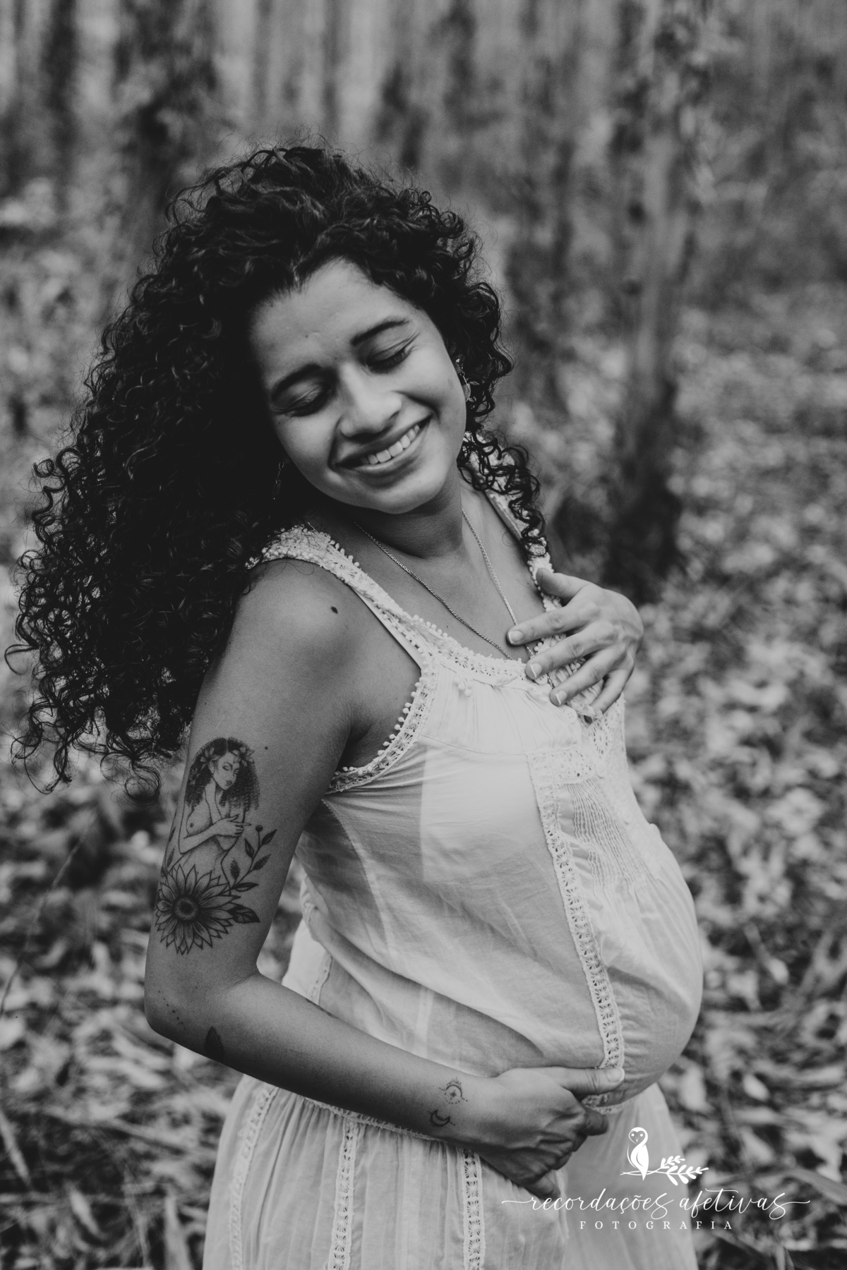 Ensaio Gestante em Plantação de Eucaliptos em Sorocaba