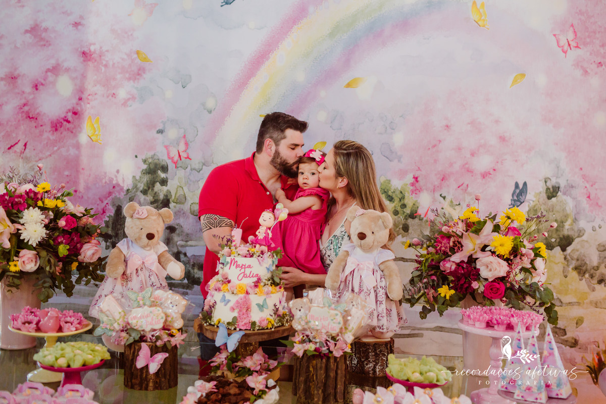 Festa de menina. Aniversário de 1 Aninho com tema Ursinho realizado em São Roque