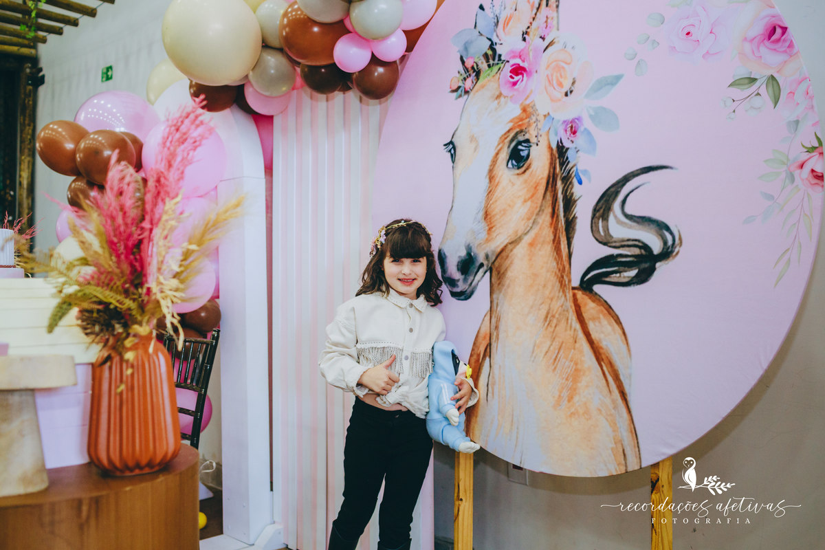 Aniversário Infantil com Tema Cavalo no Buffet Anauê em Tatuí