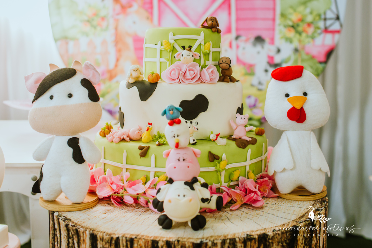 Aniversário Infantil com Tema Fazendinha realizado no Buffet Festar em São Roque