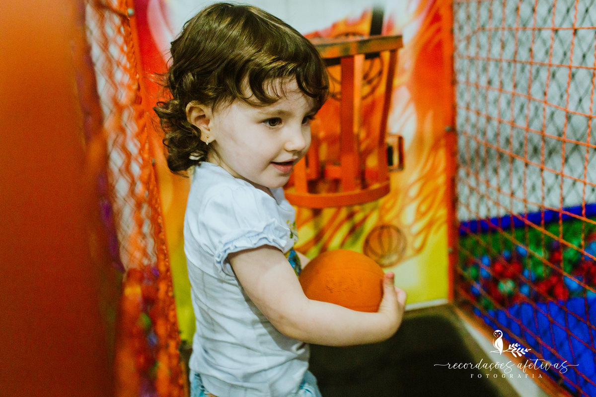 Aniversário Infantil com Tema Fazendinha realizado no Buffet Festar em São Roque