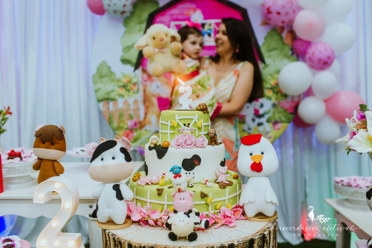 Aniversário Infantil com Tema Fazendinha realizado no Buffet Festar em São Roque