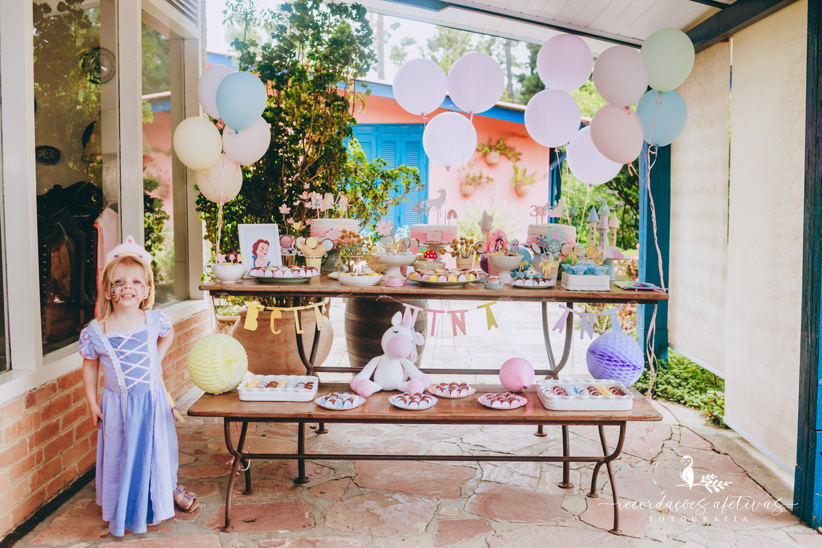 Aniversário Infantil Menina com Tema Princesas na Cidade de Mairinque