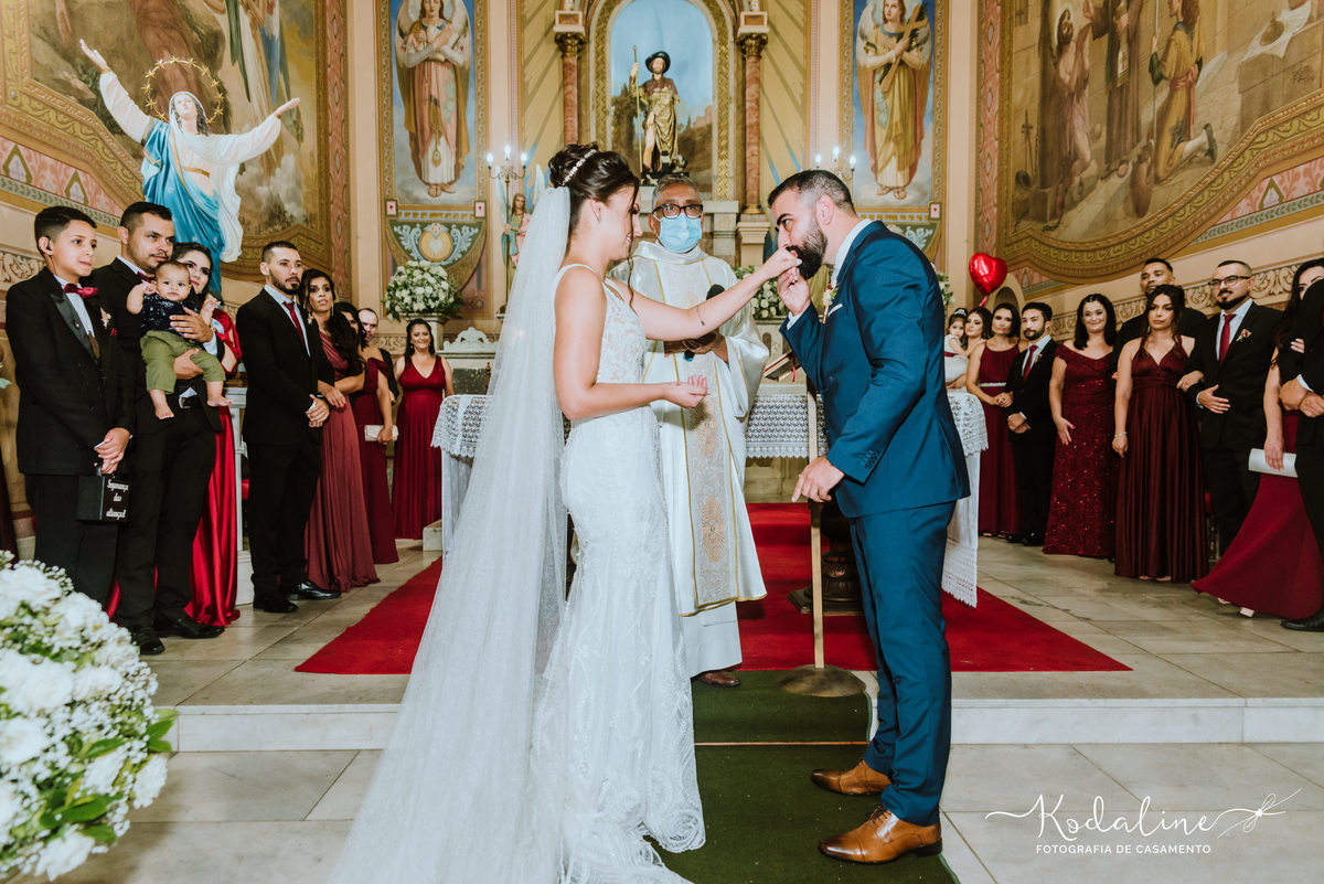 Casamento Realizado na Igreja Matriz em São Roque. Espaço Beauty Garden São Roque. Espaço Pico Vinho