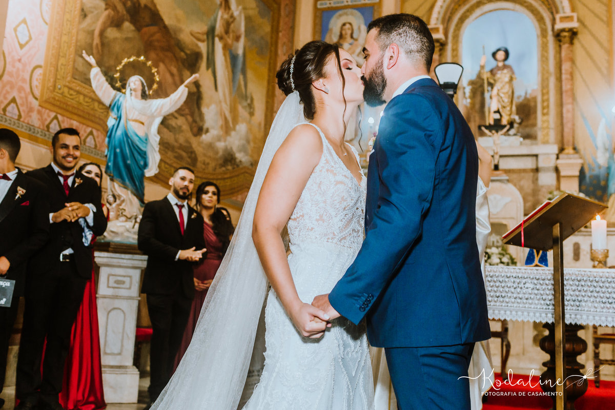 Casamento Realizado na Igreja Matriz em São Roque. Espaço Beauty Garden São Roque. Espaço Pico Vinho