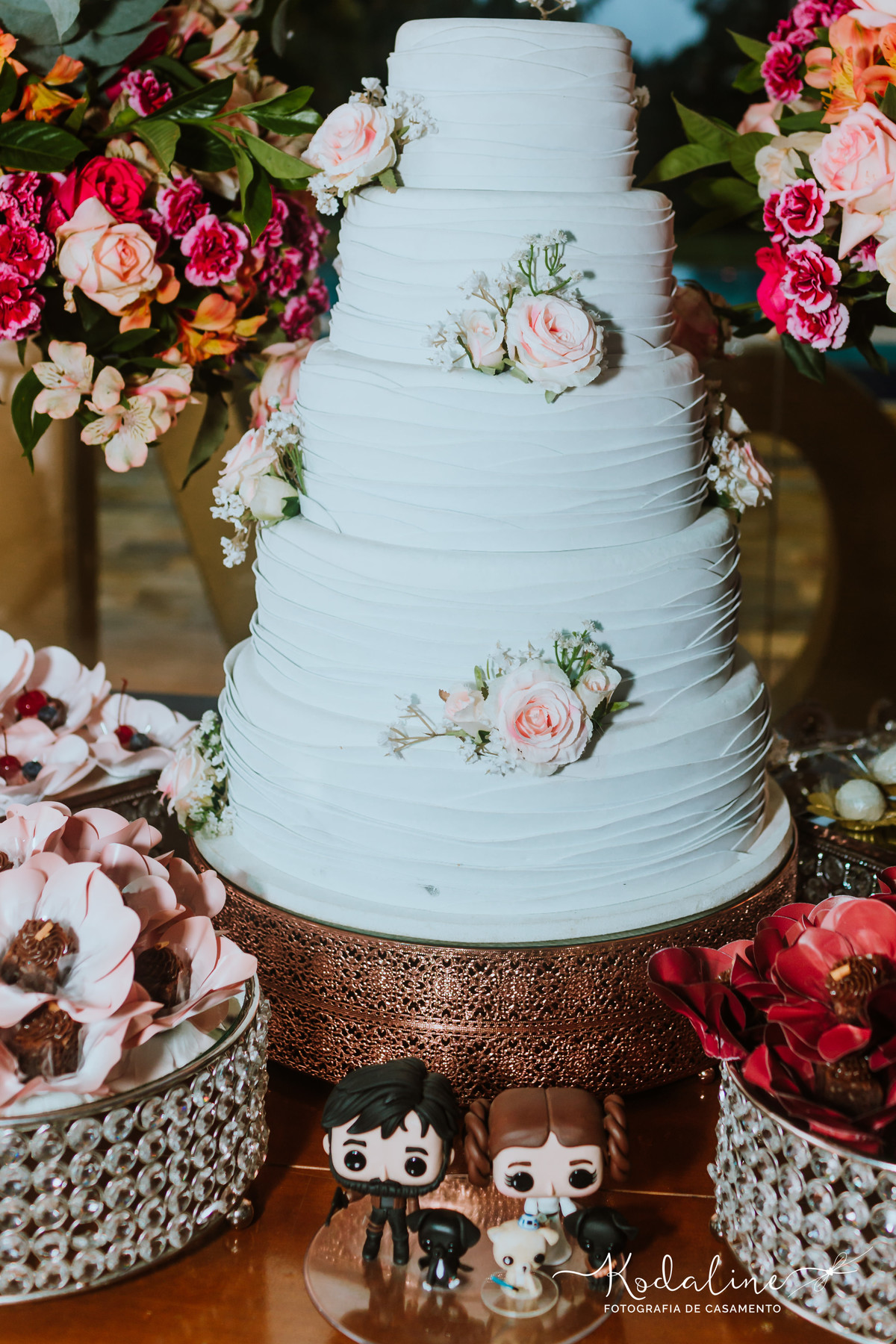 Casamento Realizado na Igreja Matriz em São Roque. Espaço Beauty Garden São Roque. Espaço Pico Vinho