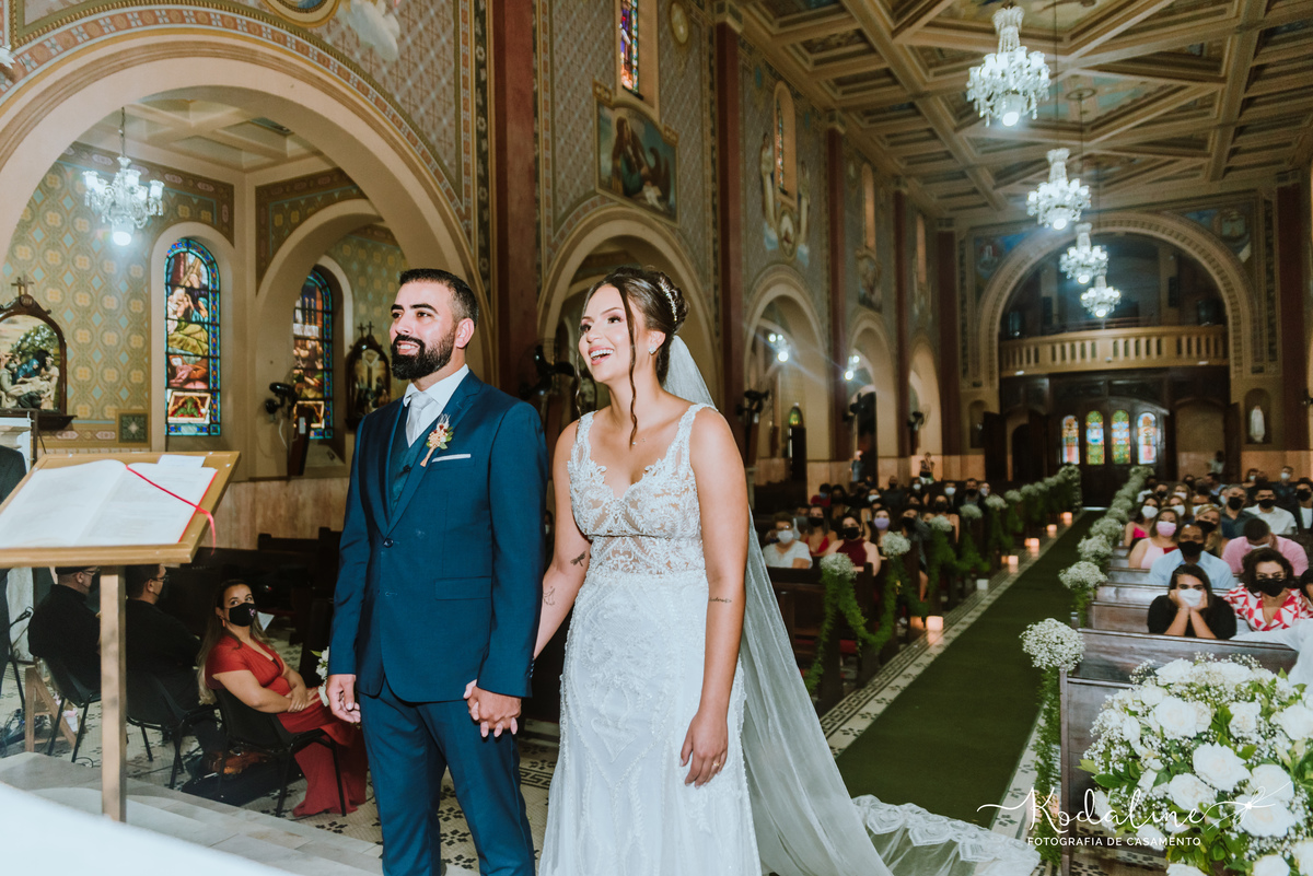 Casamento Realizado na Igreja Matriz em São Roque. Espaço Beauty Garden São Roque. Espaço Pico Vinho