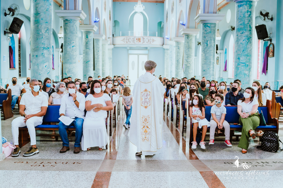 Batizado Realizado na Paróquia Nossa Senhora das Dores em Ibiúna. Recepção no Vale do Vinho