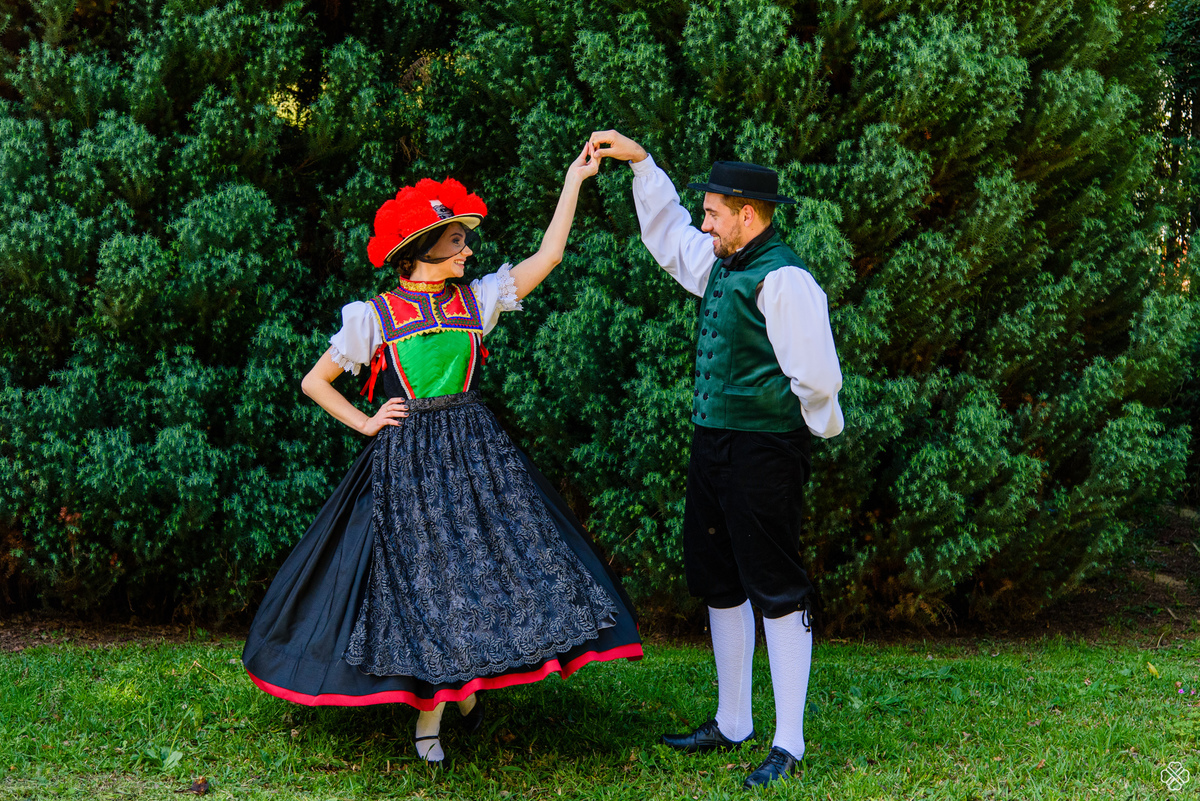 Ensaio fotográfico de grupo de danças