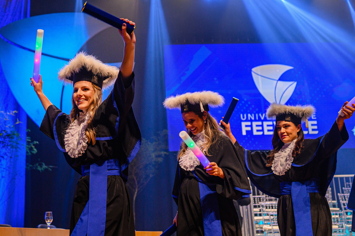 Formatura no Teatro Feevale