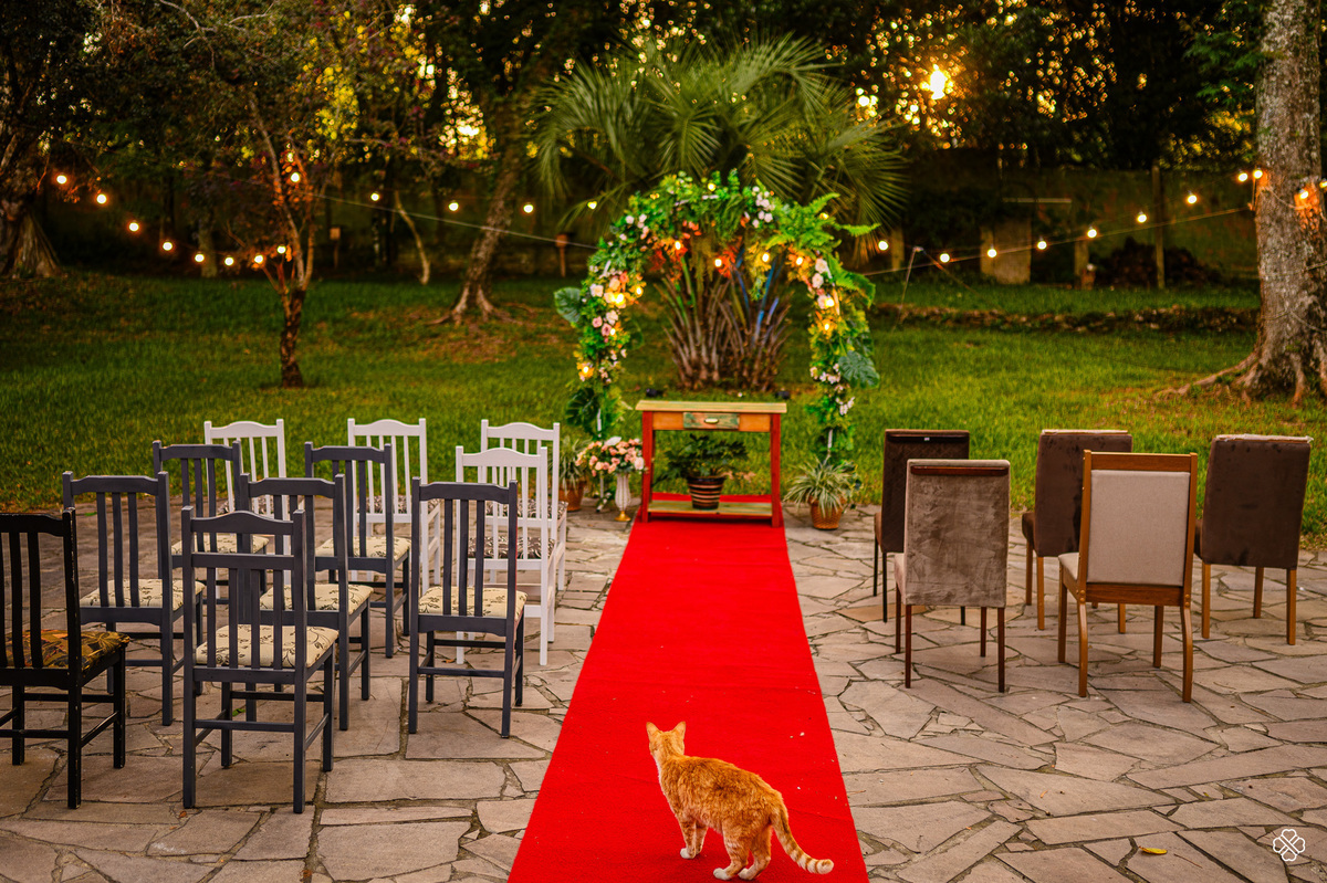 Casamento na casa dos noivos