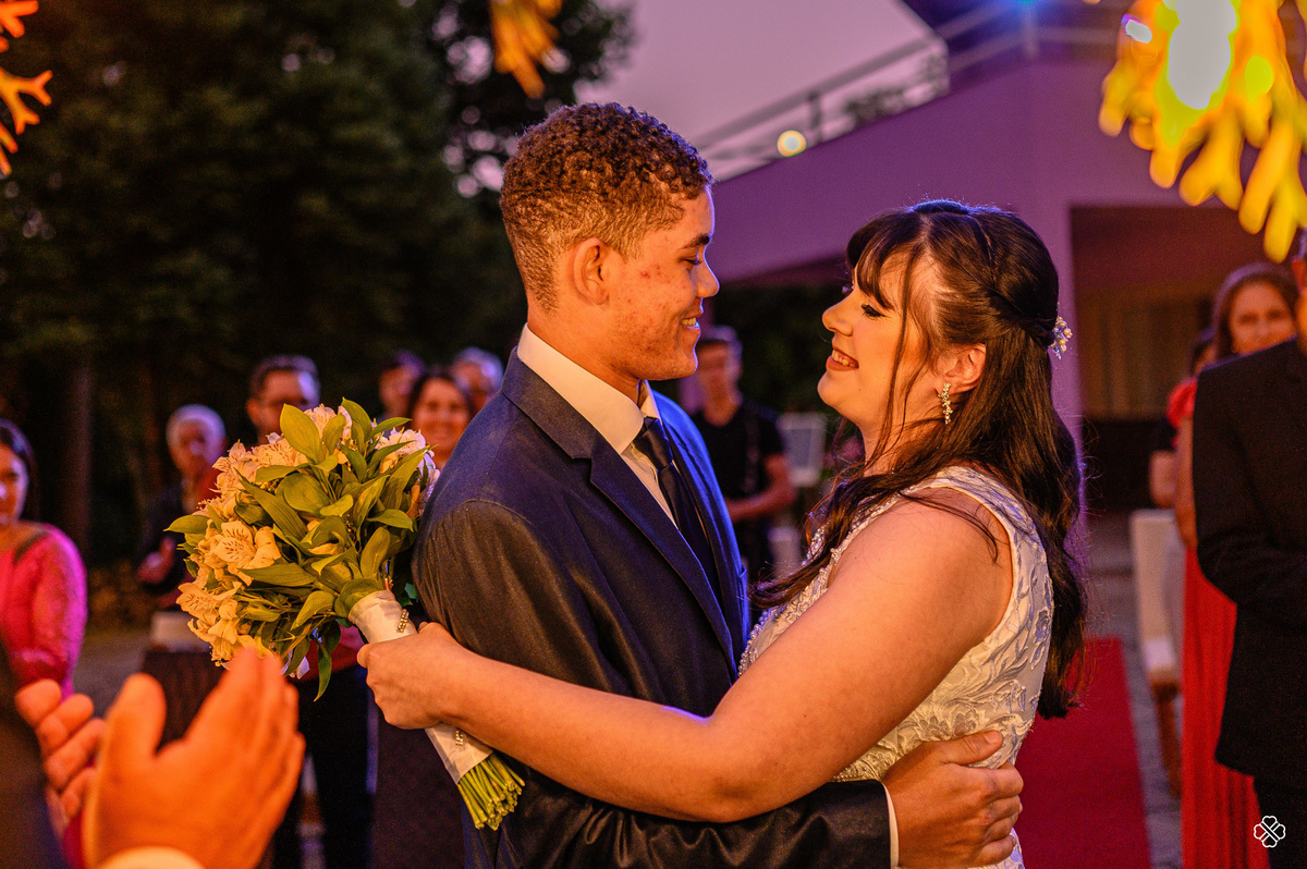 Casamento na casa dos noivos