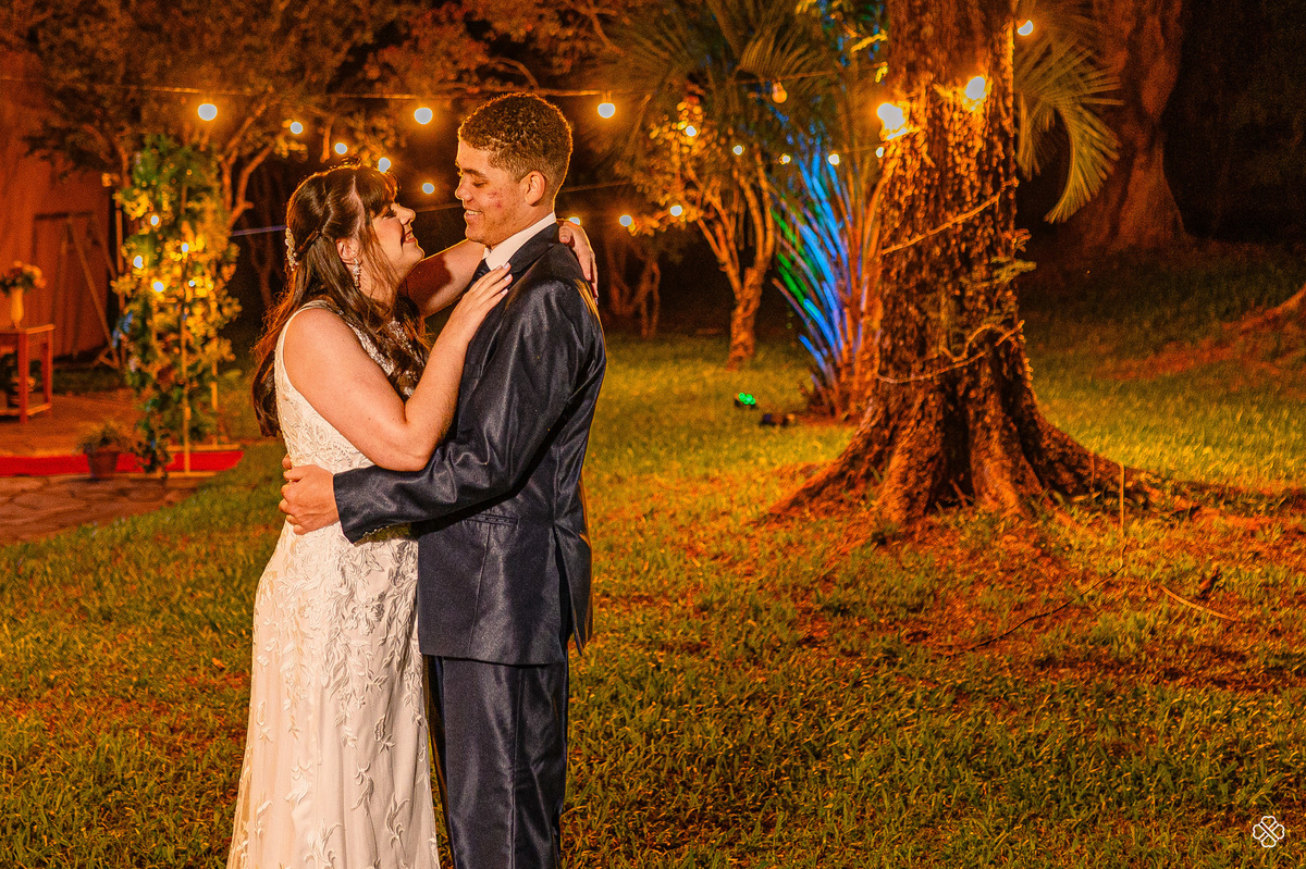 Casamento na casa dos noivos