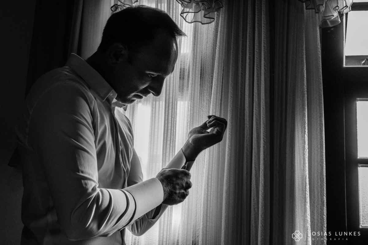 Fotógrafo de Casamento Gramado - Fotógrafo de Casamento Serra Gaucha - Making off do noivo