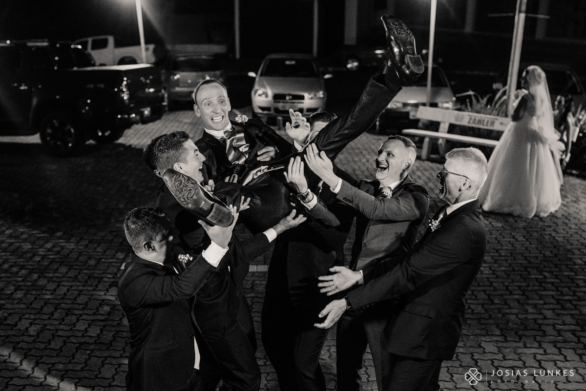 Fotógrafo de Casamento Gramado - Fotógrafo de Casamento Serra Gaucha - Retrato com Padrinhos