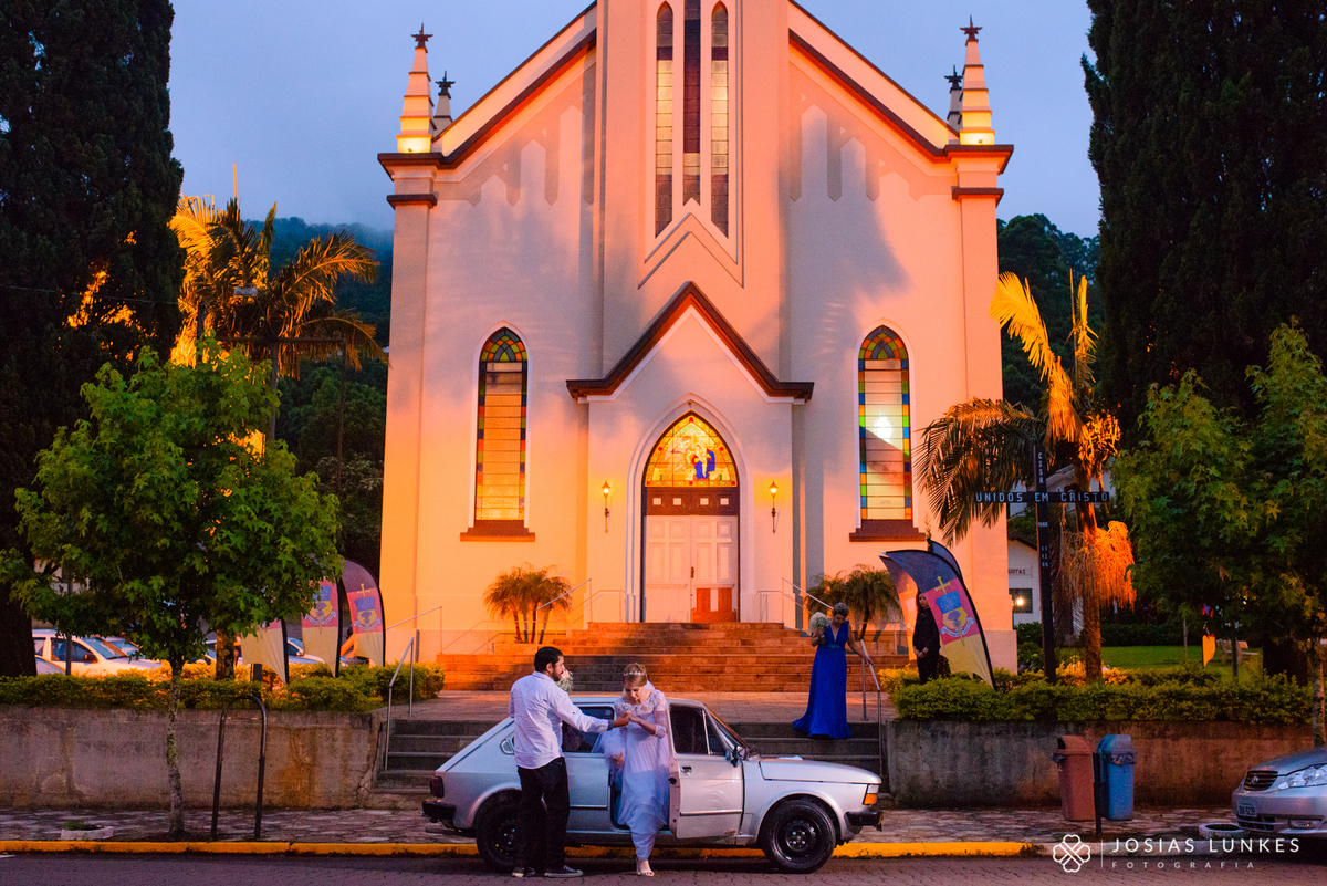 chegada da noiva na igreja -Fotografo de casamento serra gaucha