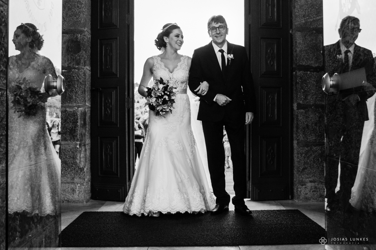 Casamento na igreja São Pedro em Gramado - Fotógrafo de casamento  de Gramado