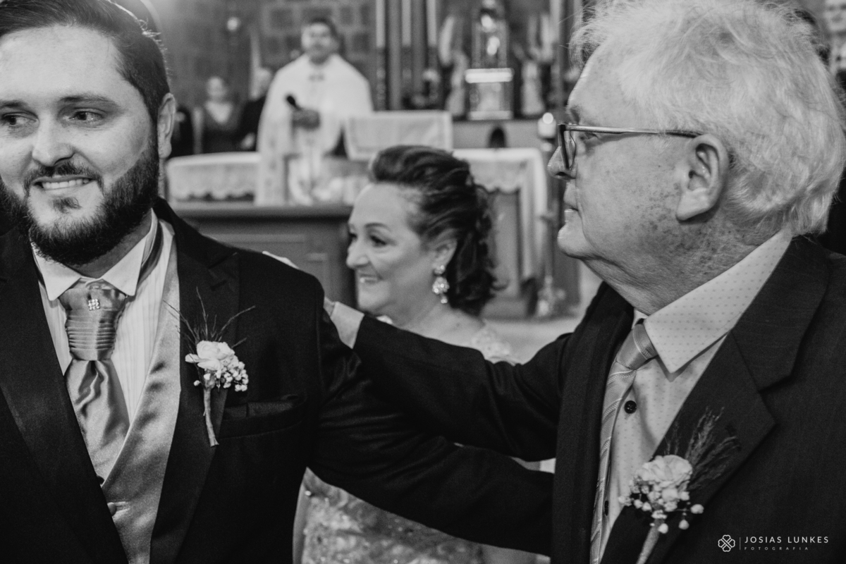 Casamento na igreja São Pedro em Gramado - Fotógrafo de casamento  de Gramado