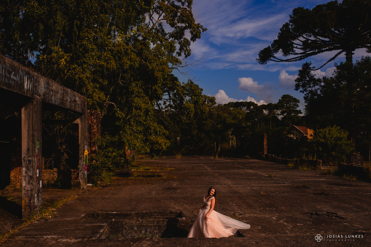 Ensaio de 15 anos nas ruinas do cassino em Canela