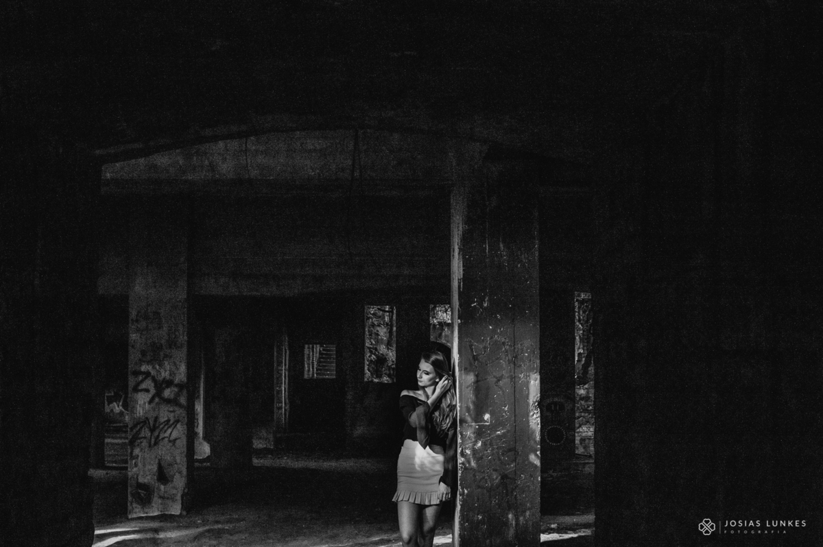 Ensaio de 15 anos nas ruinas do cassino em Canela