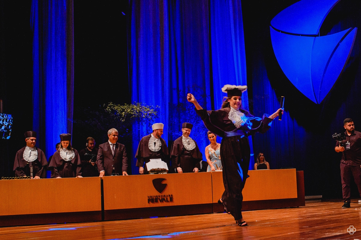 Formatura no Teatro Feevale