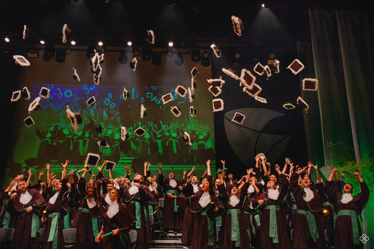 Formatura no Teatro Feevale