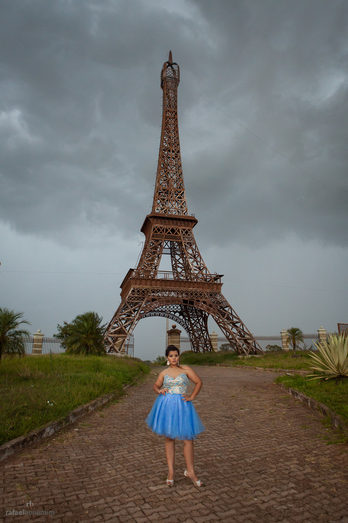 tema da festa era Paris, então fotos na torre