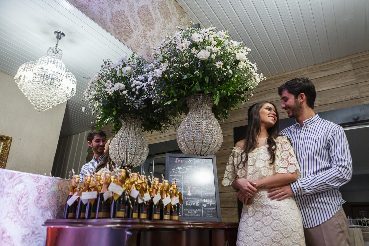 pose para foto do noivado