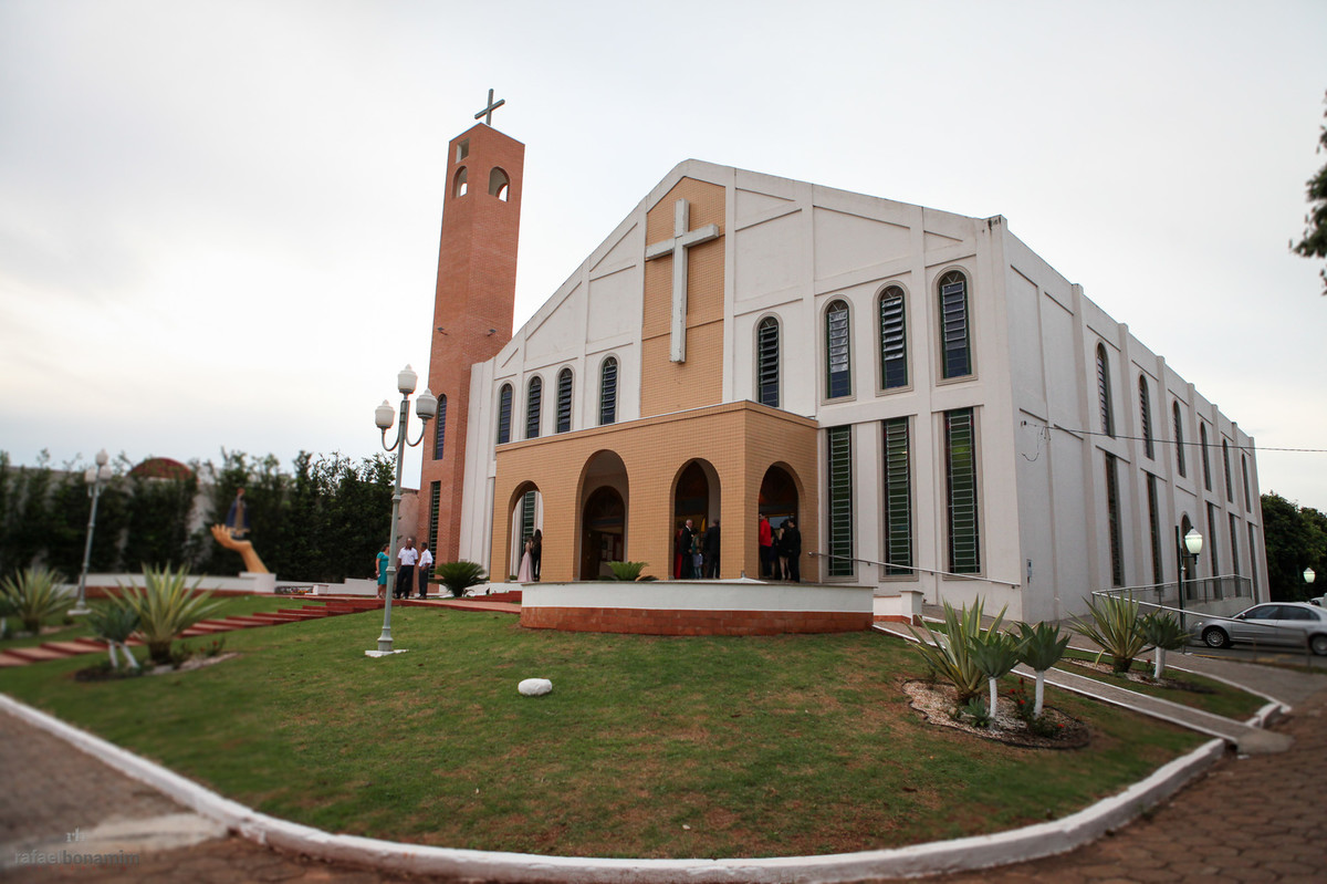 igreja católica de francisco alves Paraná