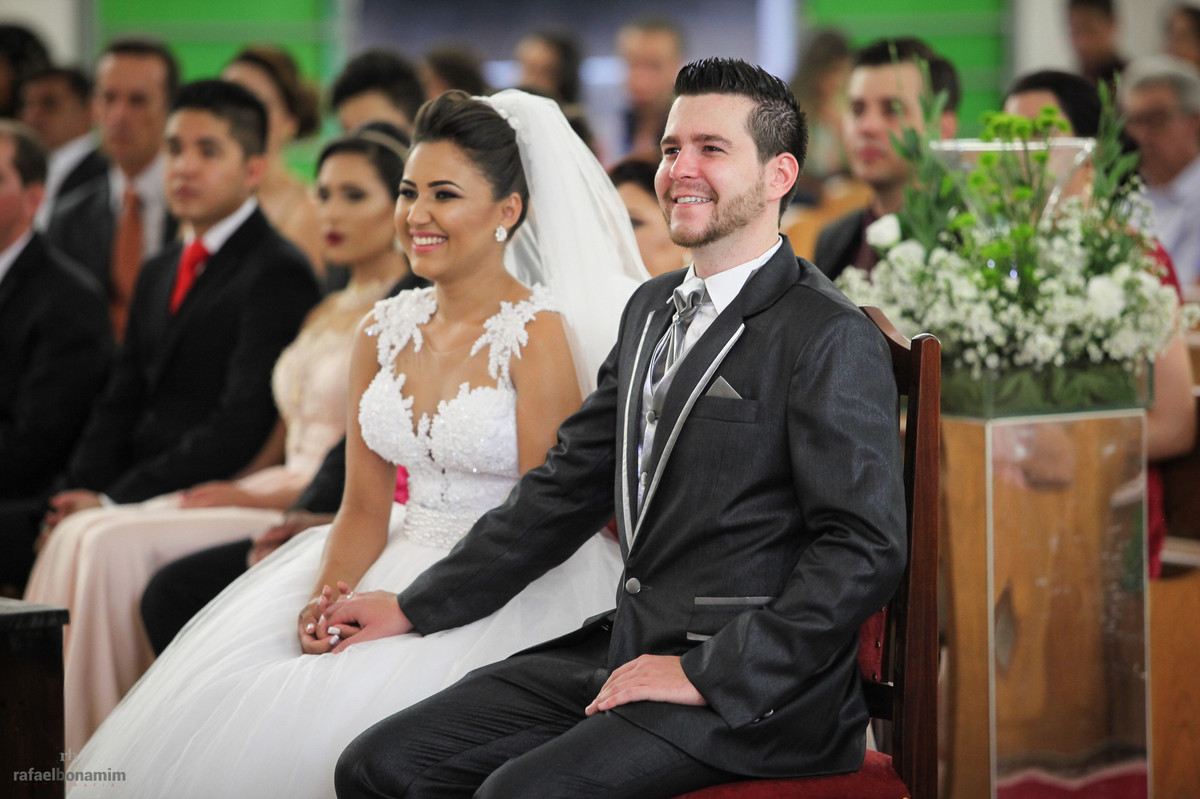 alegria no altar-foto de casamento