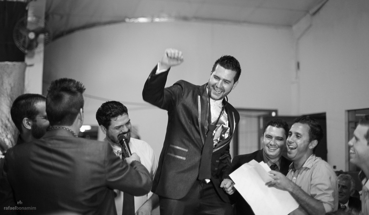 alegria na festa de casamento do Luiz Guilherme e Andréia