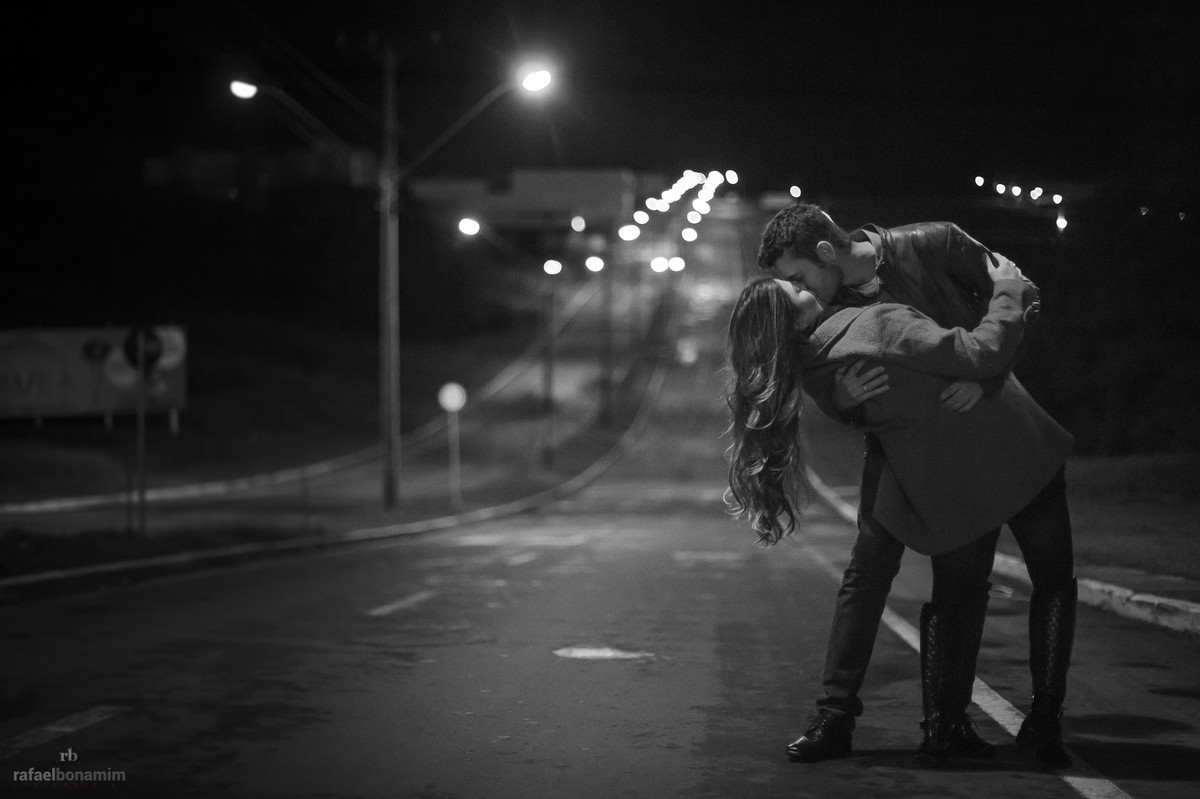 fotos espontáneas dos noivos em Umuarama