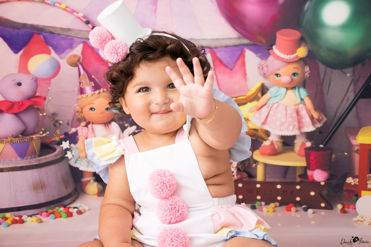 Daniela Ferreira, Cajamar São Paulo, Sessão Smash The Cake