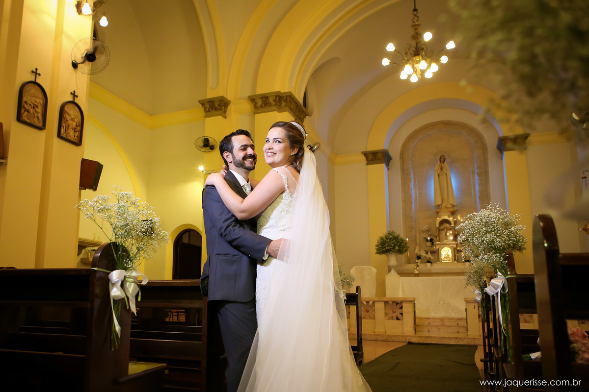 jaque risse, andre risse, estudio bebedouro, melhores fotografos, noivo olhando sua noiva, e noiva olhando para o lado