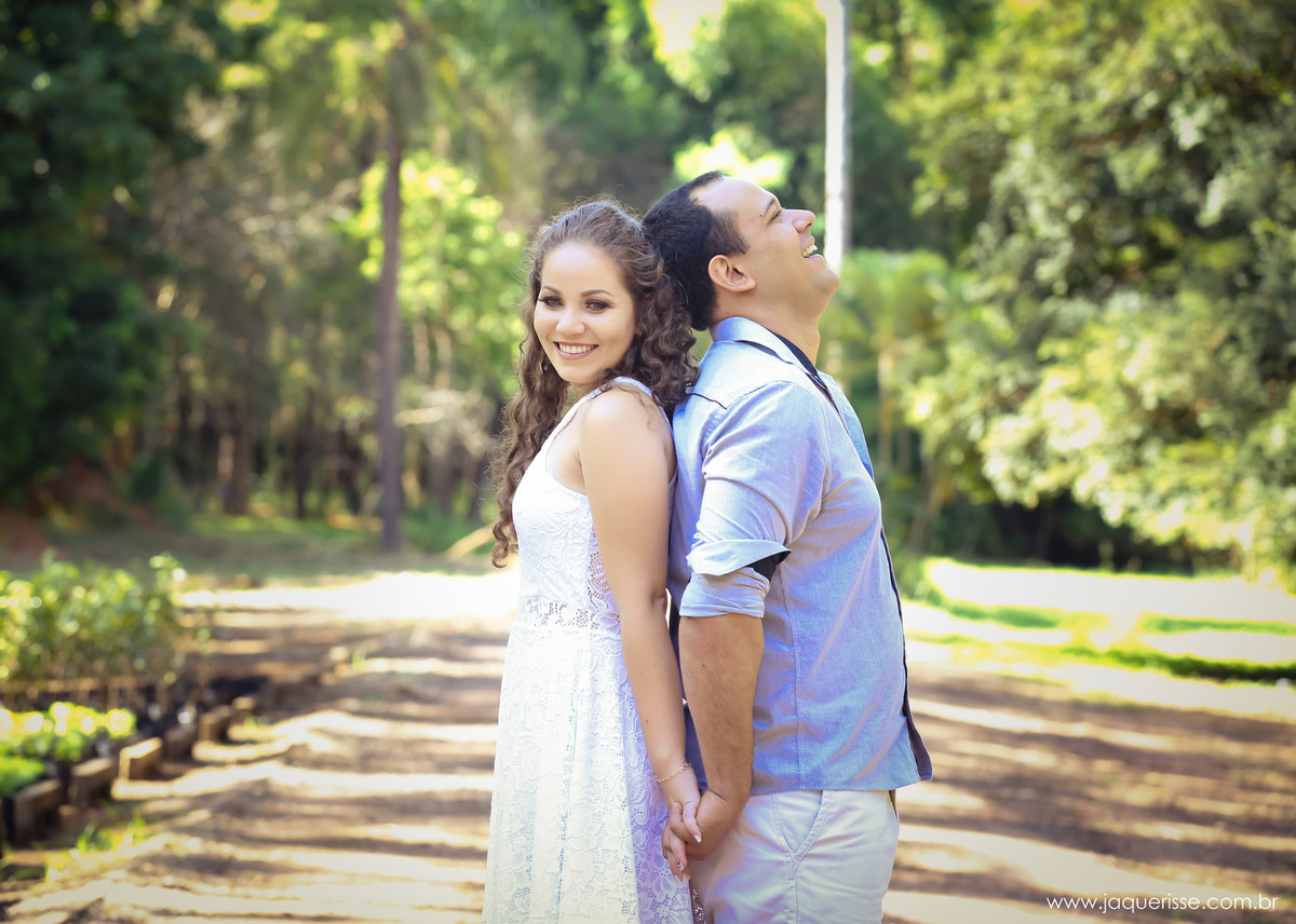 jaque risse, andre risse, estudio bebedouro, melhores fotografos, ambos de costas um para o outro