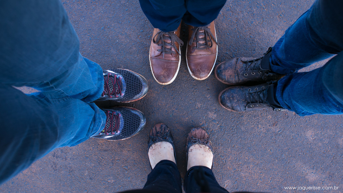 jaque risse, andre risse, estudio bebedouro, melhores fotografos, sapatos sujos de barro