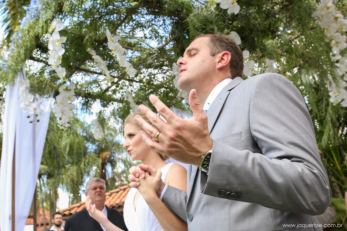 jaque risse, andre risse, estudio bebedouro, melhores fotografos, noivos na hora da oraçao