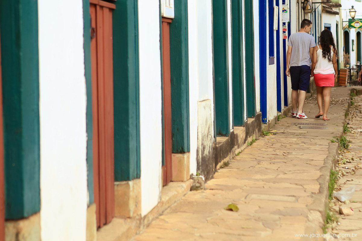 jaque risse, andre risse, estudio bebedouro, melhores fotografos, noivos andando de costas, e se olhando