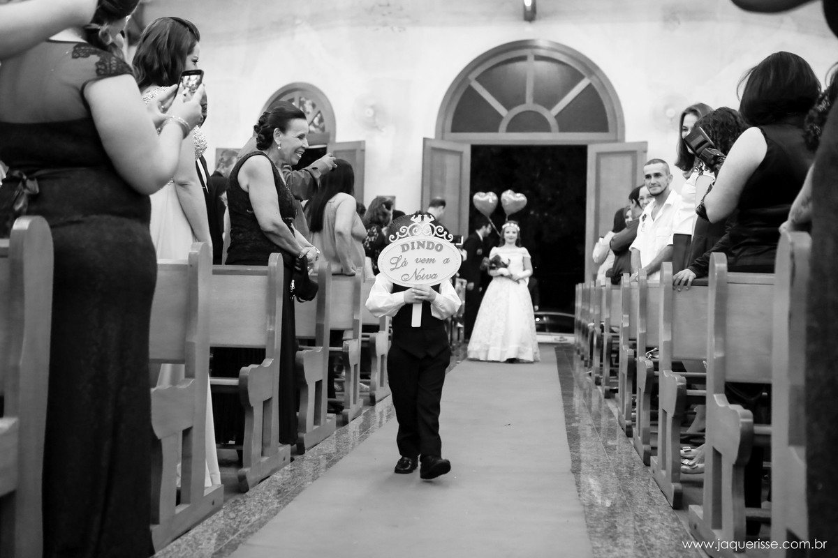 jaque risse, andre risse, estudio bebedouro, melhores fotografos, plaquinhas de casamento com pajem