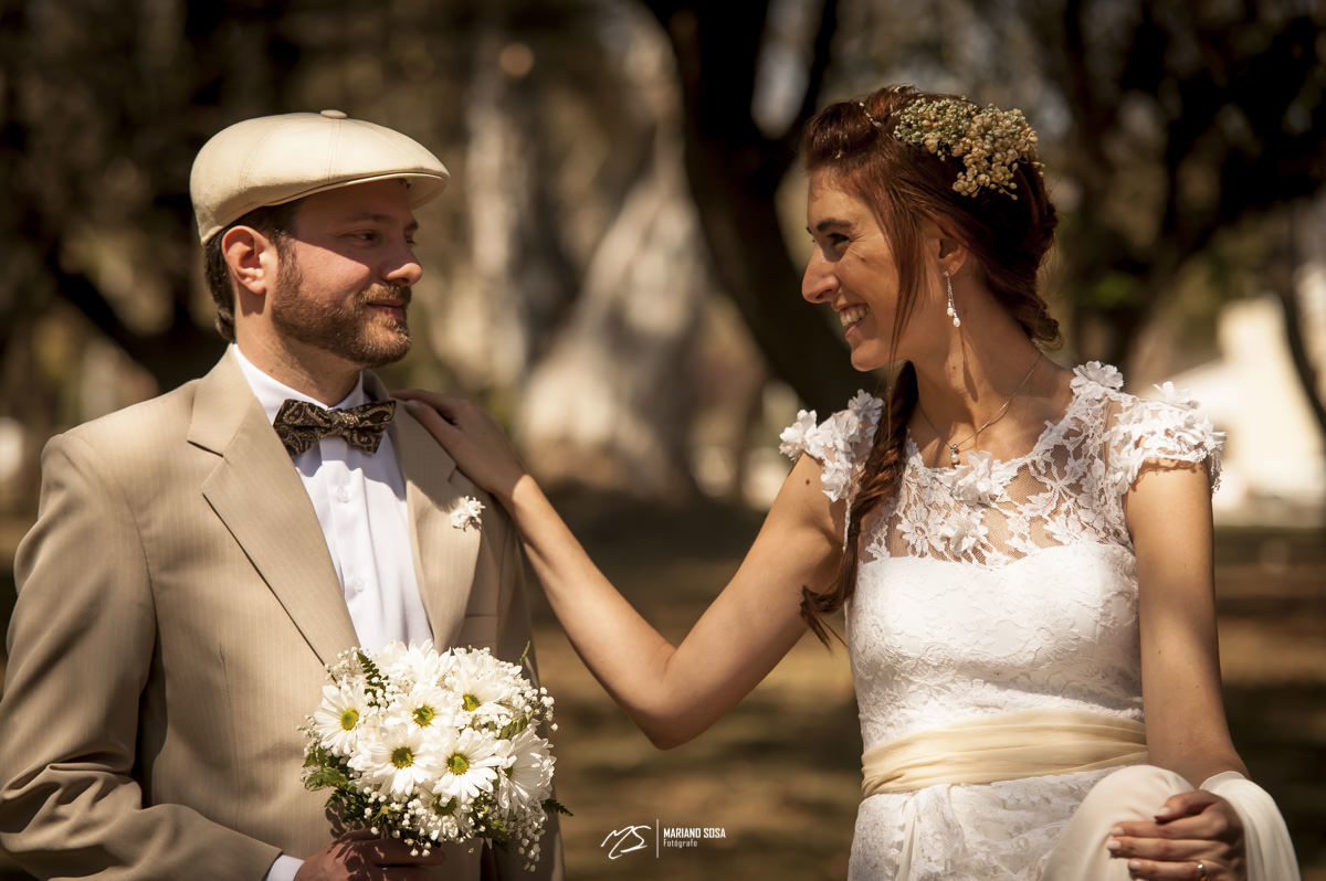 novios-fotograbo-de-boda