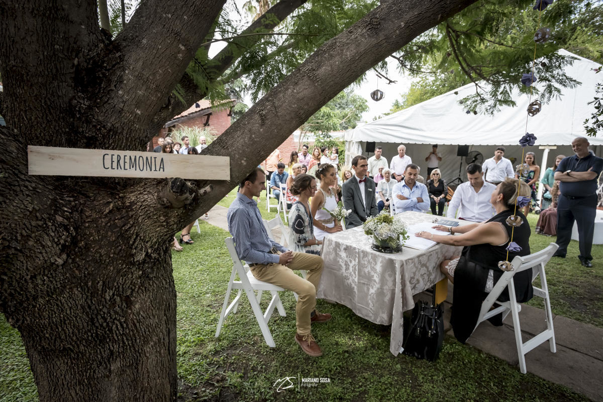 novios-fotograbo-de-boda