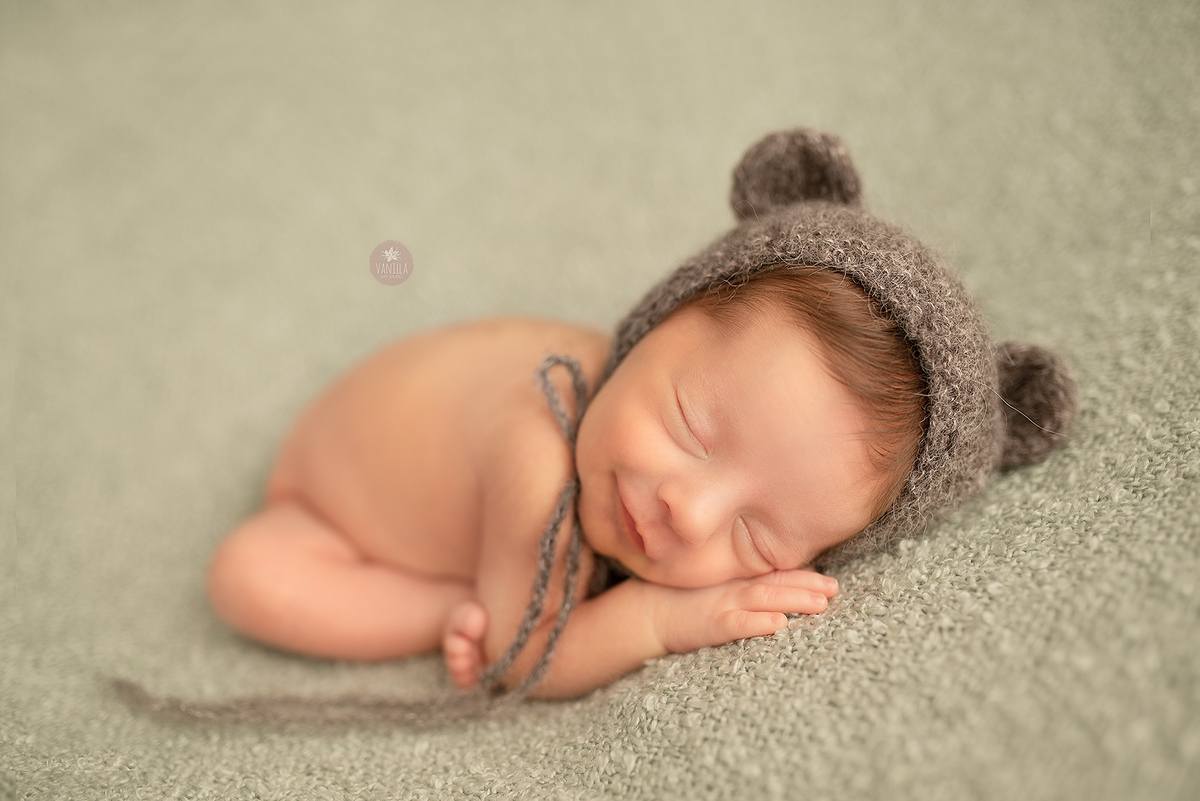 DORME-SORRINDO-ENSAIO-NEWBORN-CURITIBA