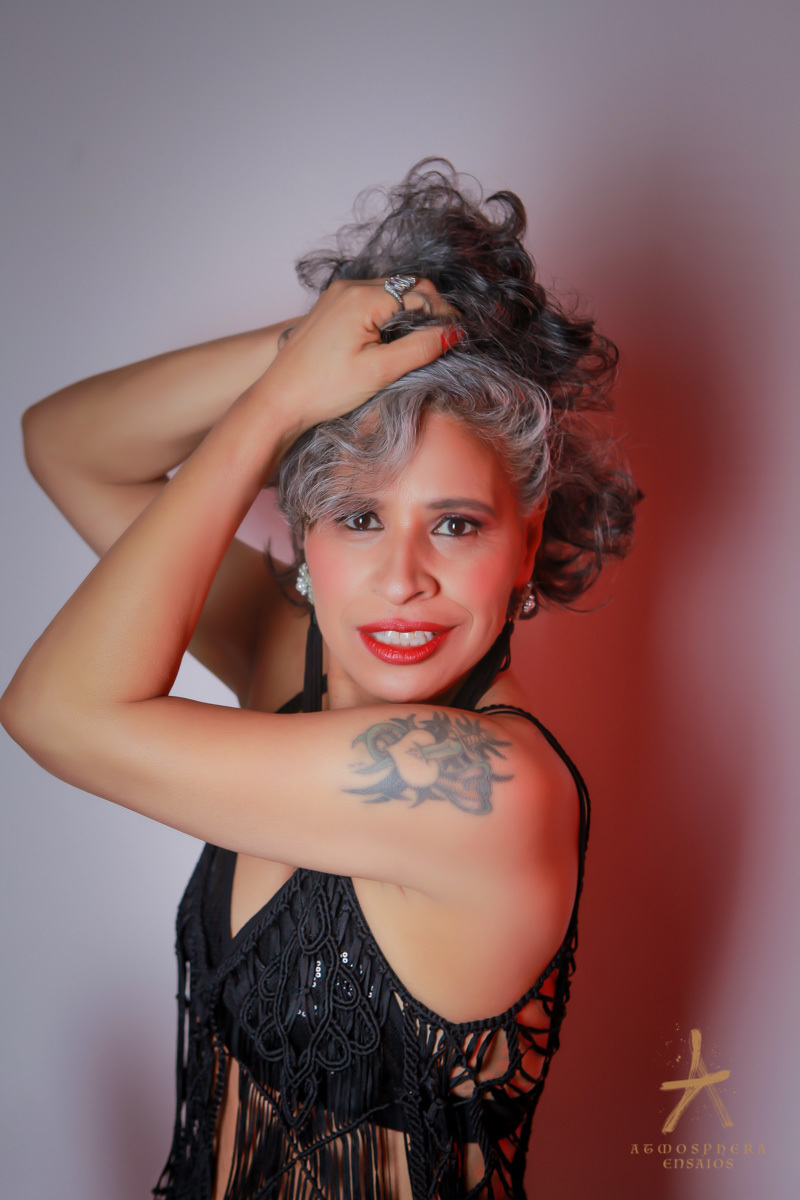 Ensaio Feminino Casual Sensual +50 mulher brasileira estúdio fotográfico profissional são paulo bela vista centro retratos close book sensualidade auto estima mulher idosa madura elegante chique bocão