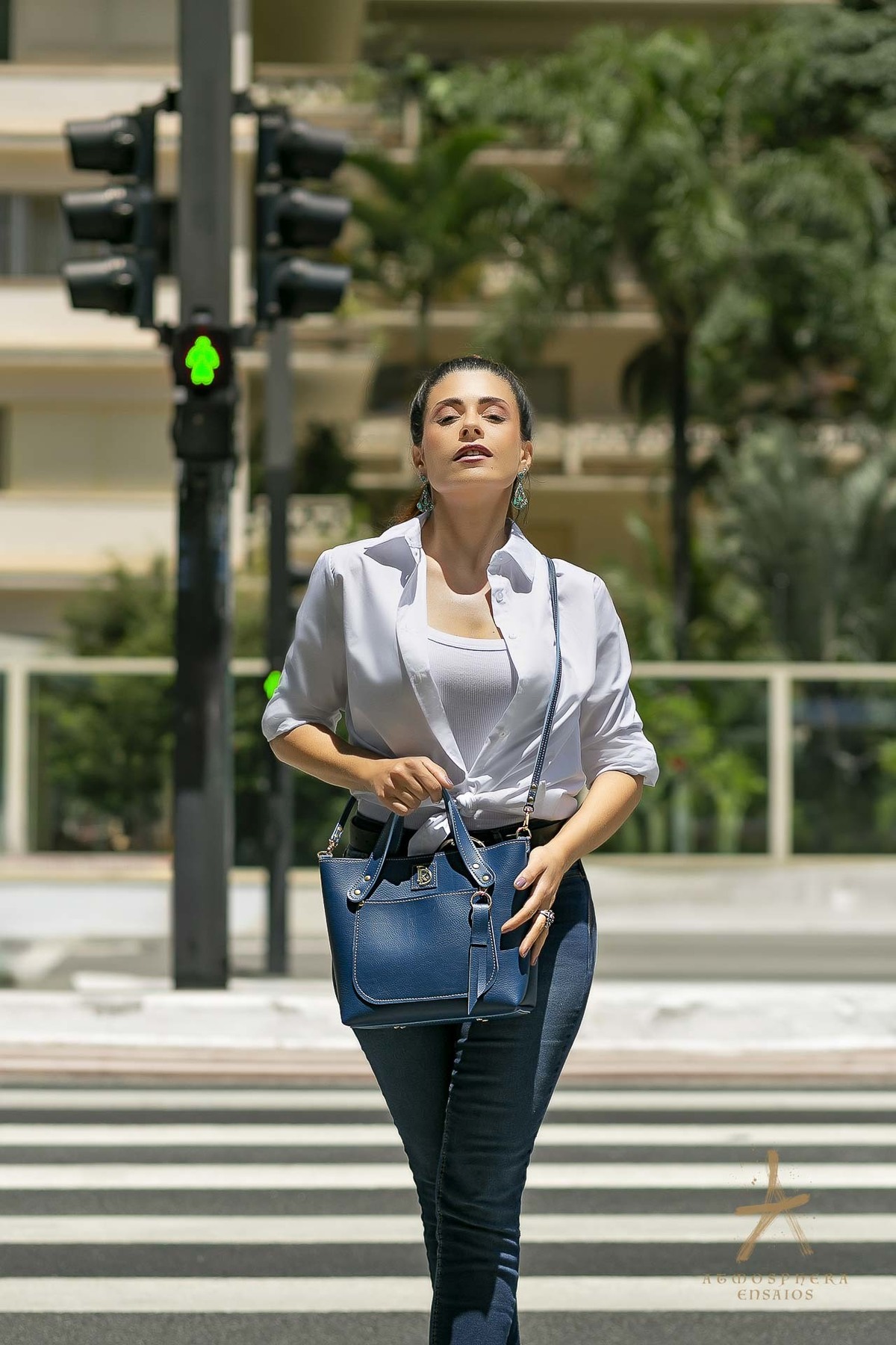 Rê Donvito, Renata Marques, Roger Soares, Atmosphera Ensaios, bolsas exclusivas, fotos profissionais, ensaio fotográfico, Avenida Paulista, modelo oficial, e-commerce, redes sociais, marketing digital, São Paulo, Bolsas femininas, bolsas finas elegantes