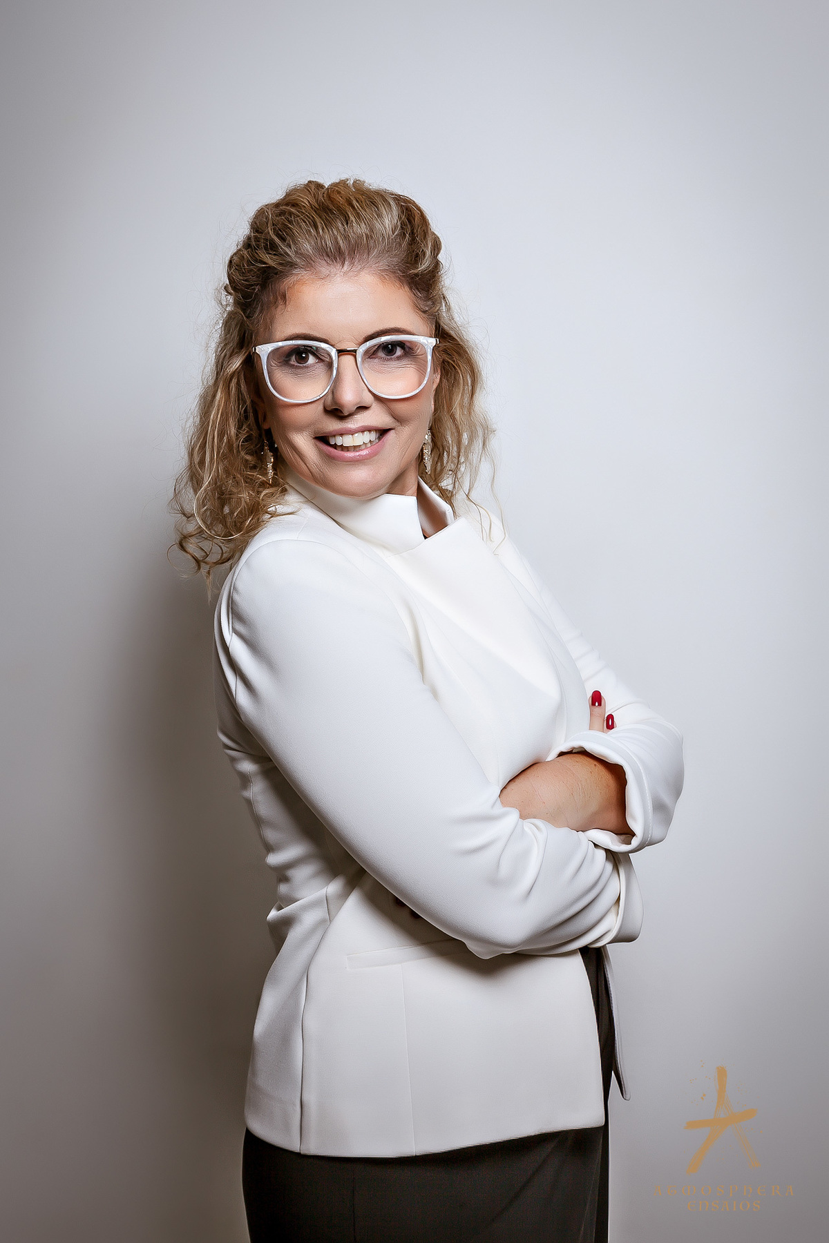 sexologa ensaio fotografico neise galego sexo educação coaching terapeuta holistica terapia sexual para casais mulheres homens
careta vestido mulher retrato elegante chick alto padrão óculos empresaria empreendedora