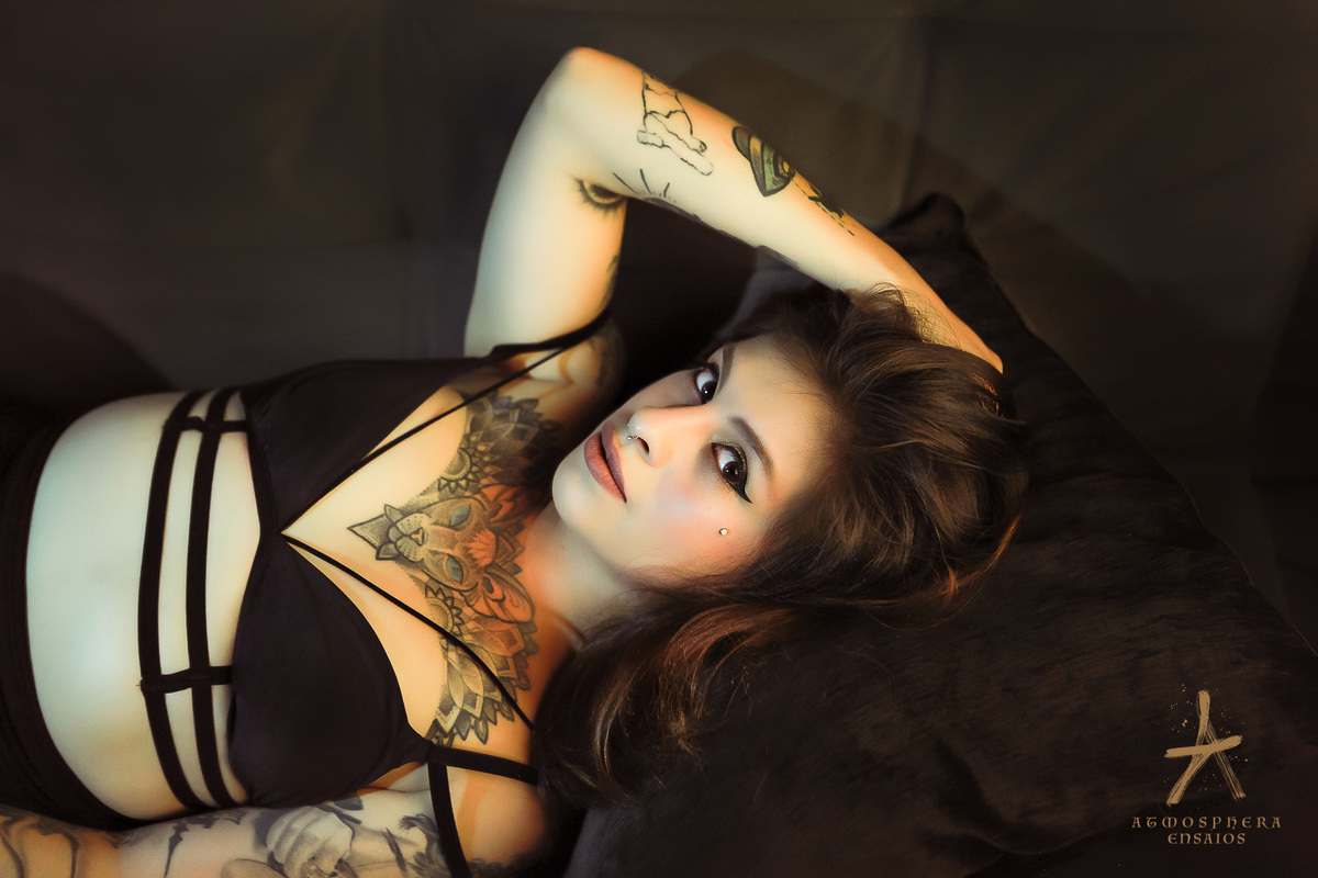 makink of ensaio fotografico sensual são paulo sp estúdio book boudoir fotógrafo fotografia maquiagem olhar look preto