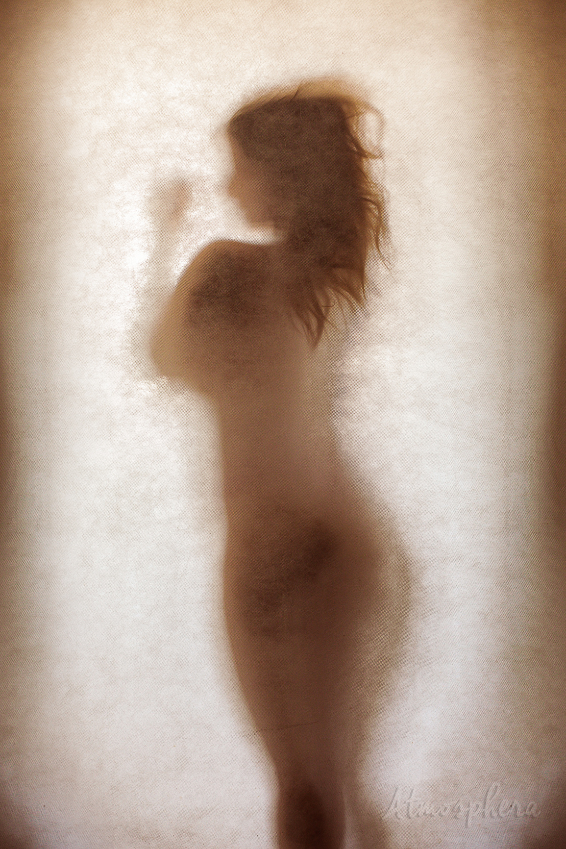 ensaio feminino sensual lingerie loira cabelos maquiagem são paulo book boudoir estúdio fotográfico casual calcinha sexy empoderada mulher verdadeira real sensualidade corpo nu artístico poses fotógrafo profissional contra luz silhueta