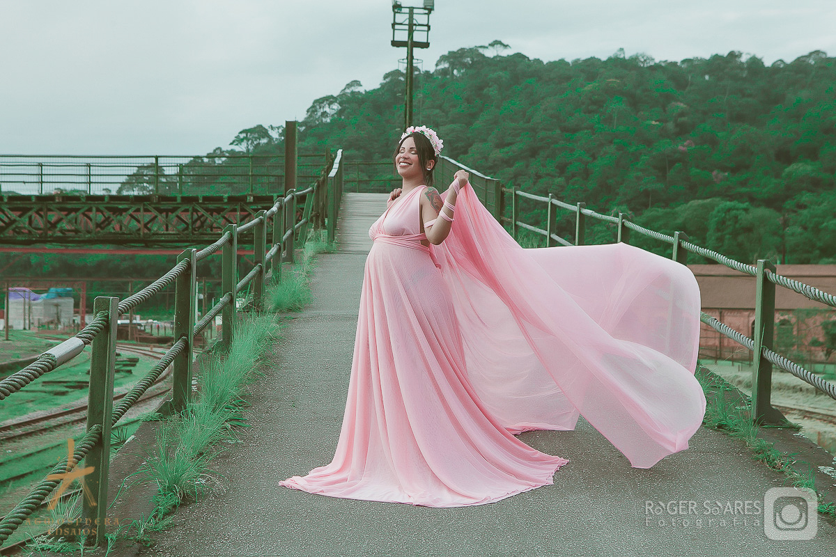 Ensaio Gestante Natureza Pregnant Cachoeira Agua Pureza Sensualidade Amor Mãe Filho Gestação Gestacional Fotografico Fotos mulher brasileira cabelo longos fotografo profissional Paranapiacaba maquiagem penteado externo edição livro book fotografia