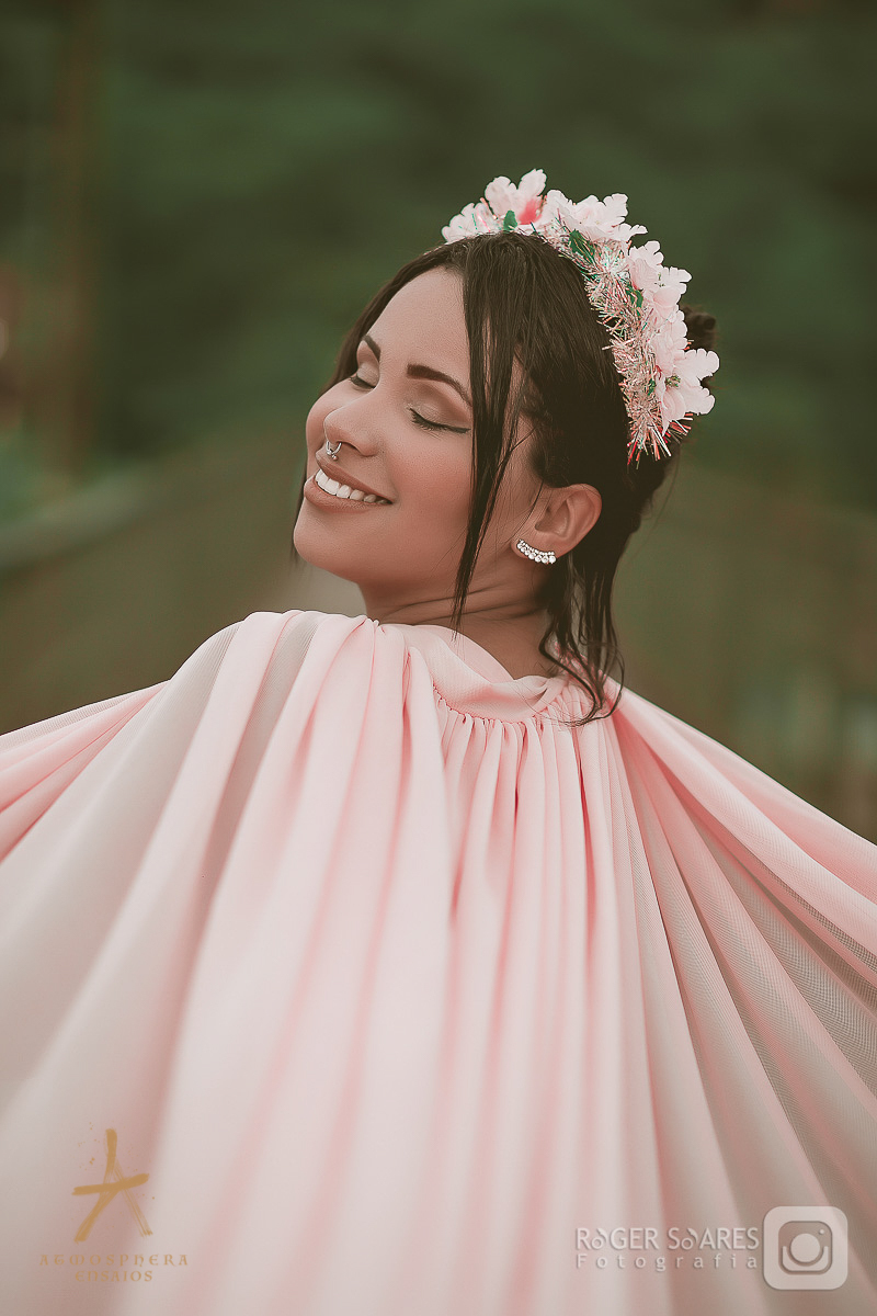 Ensaio Gestante Natureza Pregnant Cachoeira Agua Pureza Sensualidade Amor Mãe Filho Gestação Gestacional Fotografico Fotos mulher brasileira cabelo longos fotografo profissional Paranapiacaba maquiagem penteado externo edição livro book fotografia