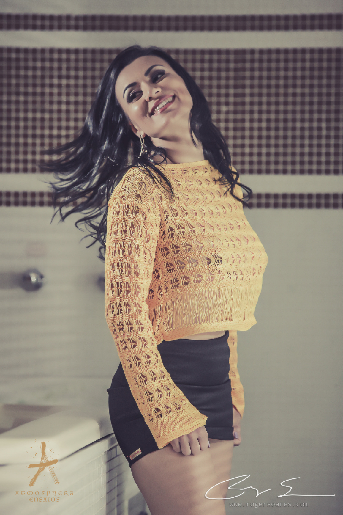 Ensaio book fotografico sensual casual feminino modelo model morena hidromassagem banheiro looks moda motel fashion santo andre são paulo sexy sensualidade calcinha lingerie make maquiagem cabelo penteado edição de imagem fotógrafo